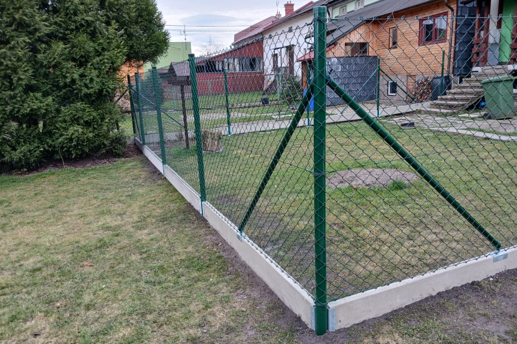 Stavba plotů